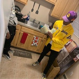 Meet your Posher, Hardtime